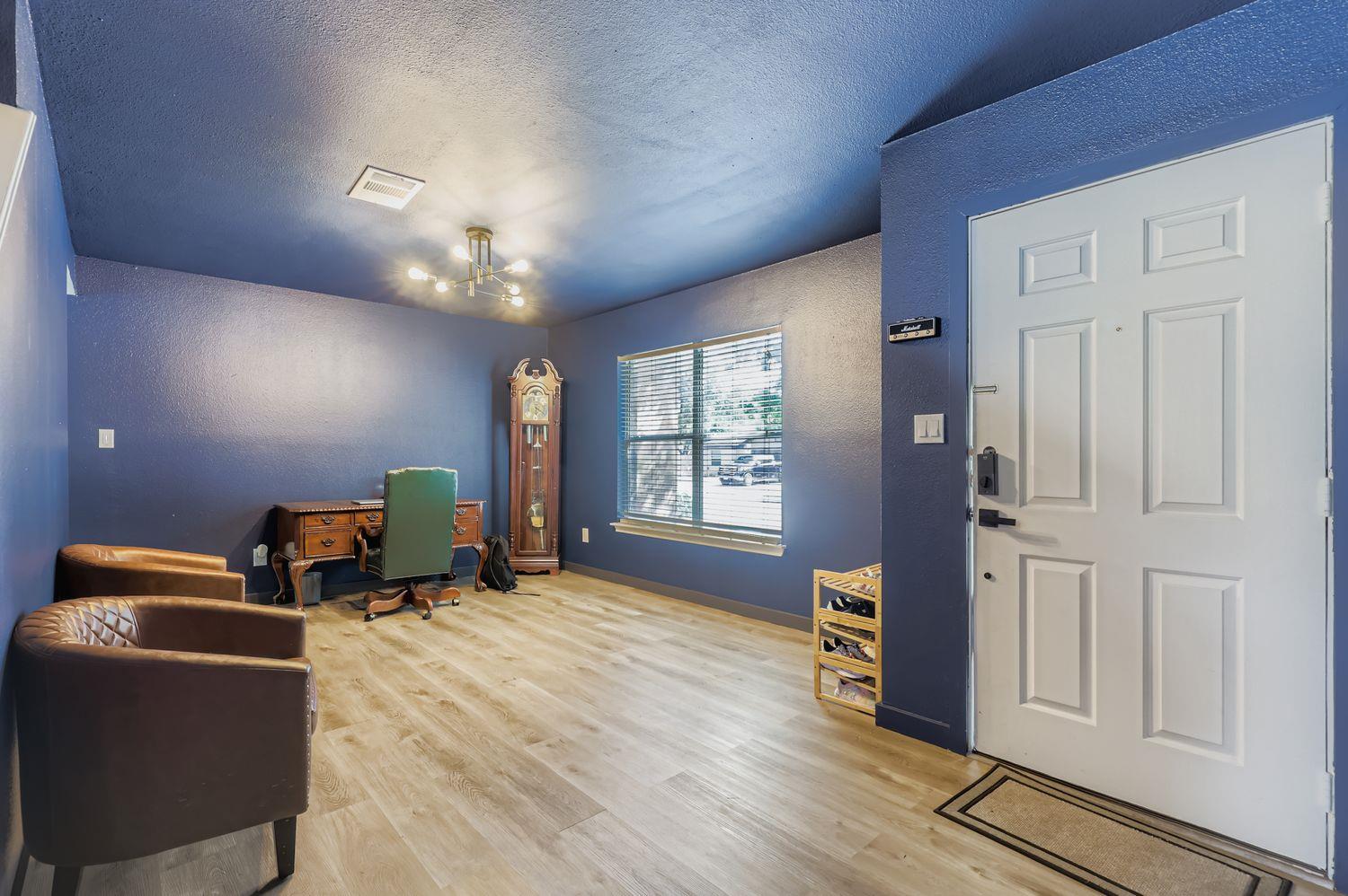 1202 Hughmont DR, Pflugerville