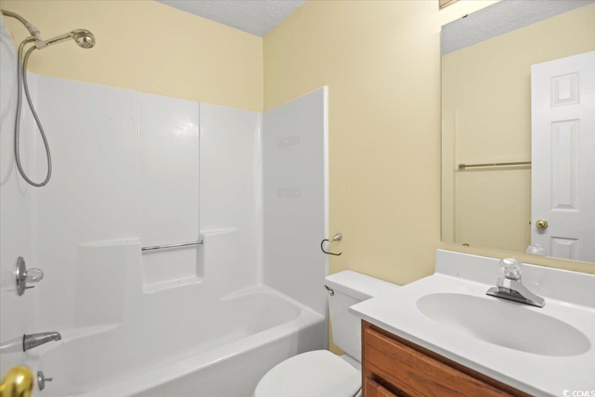 6843 Blue Heron Blvd.