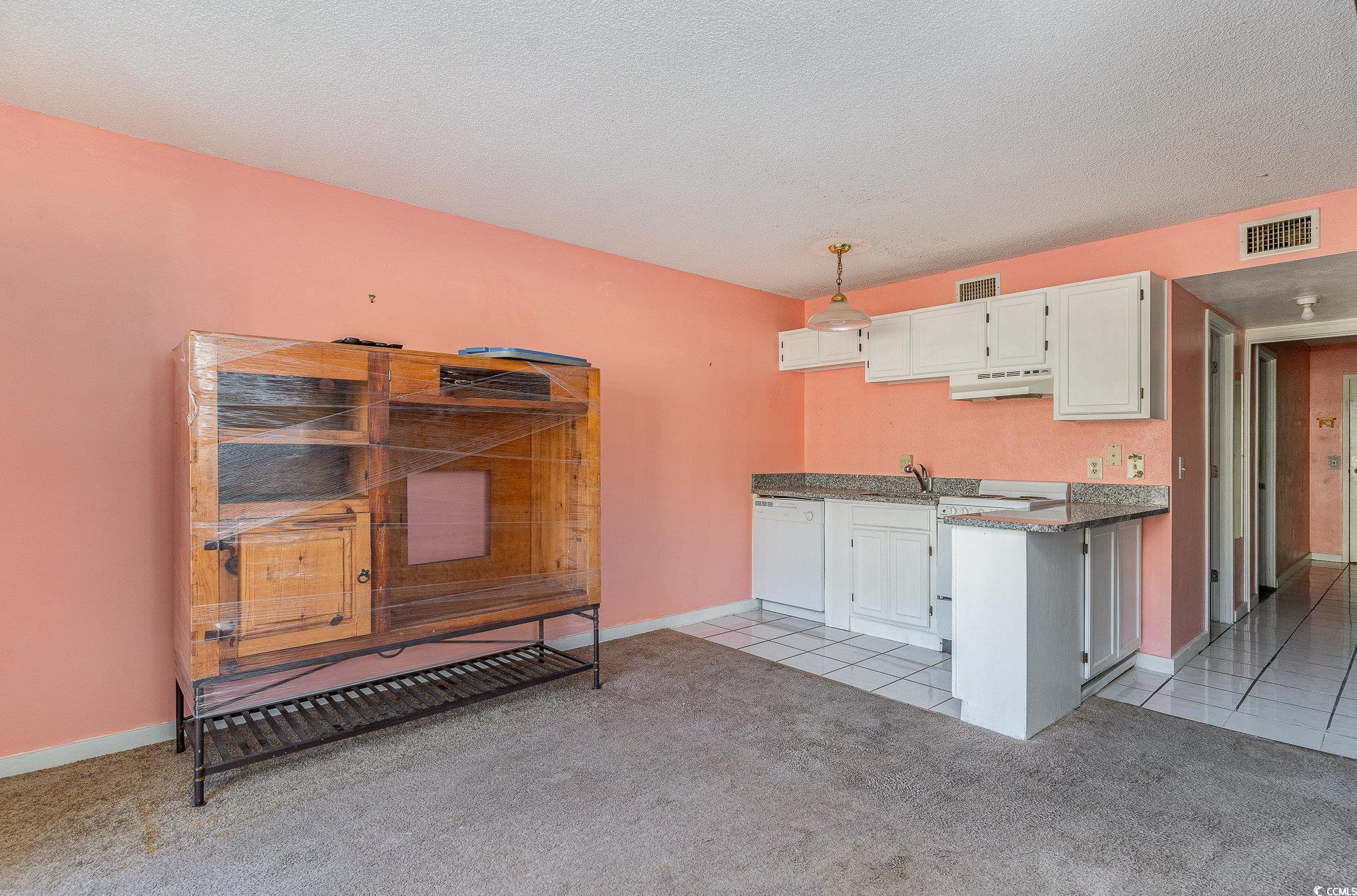 5905 S Kings Hwy. Unit: 235B