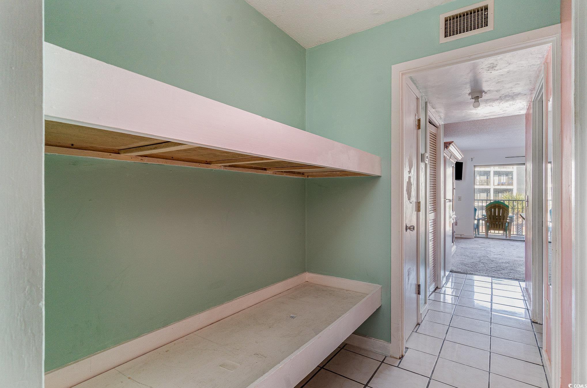 5905 S Kings Hwy. Unit: 235B