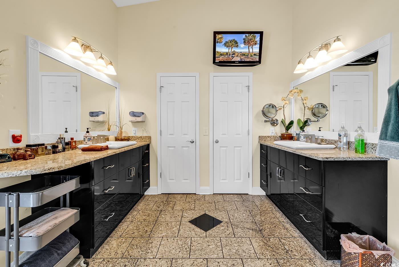 638 S Waccamaw Dr.