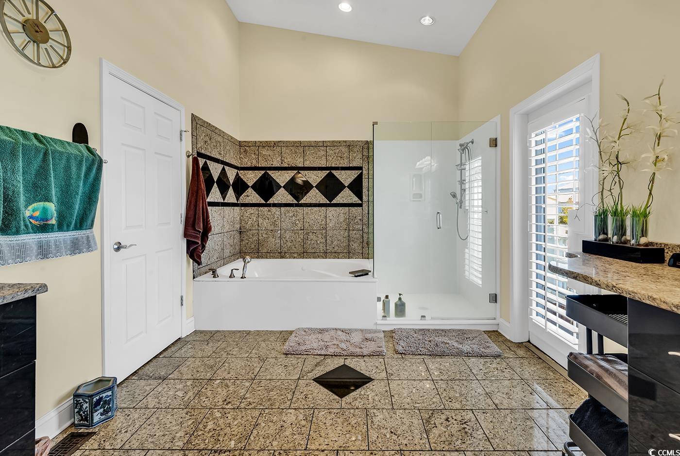 638 S Waccamaw Dr.