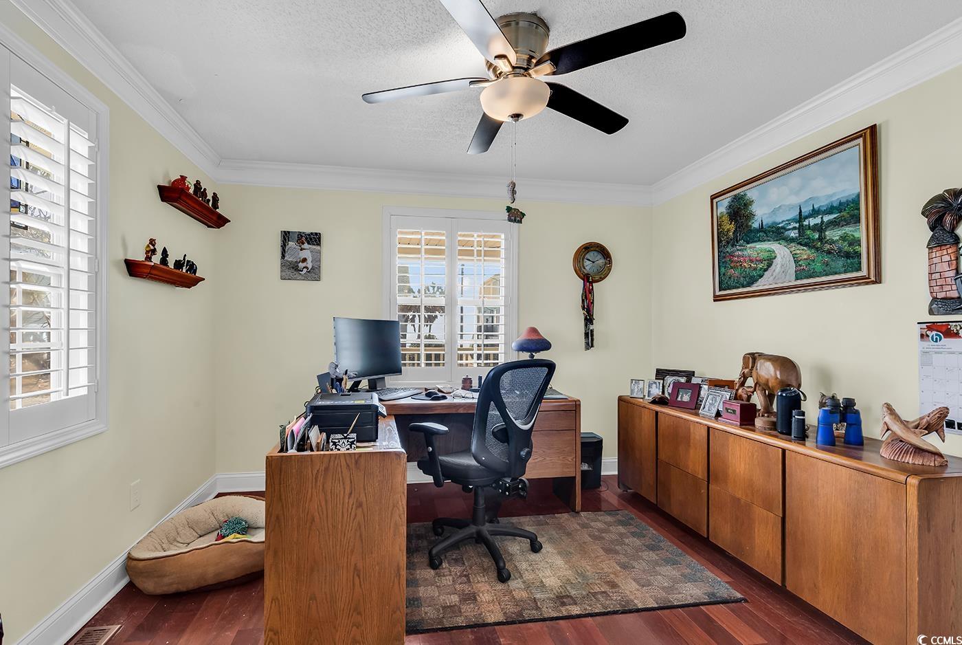 638 S Waccamaw Dr.
