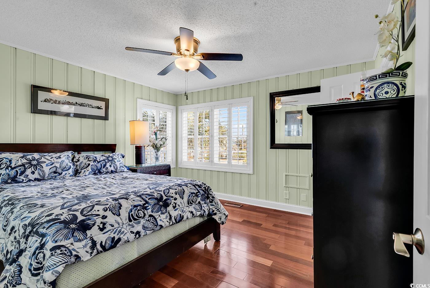 638 S Waccamaw Dr.