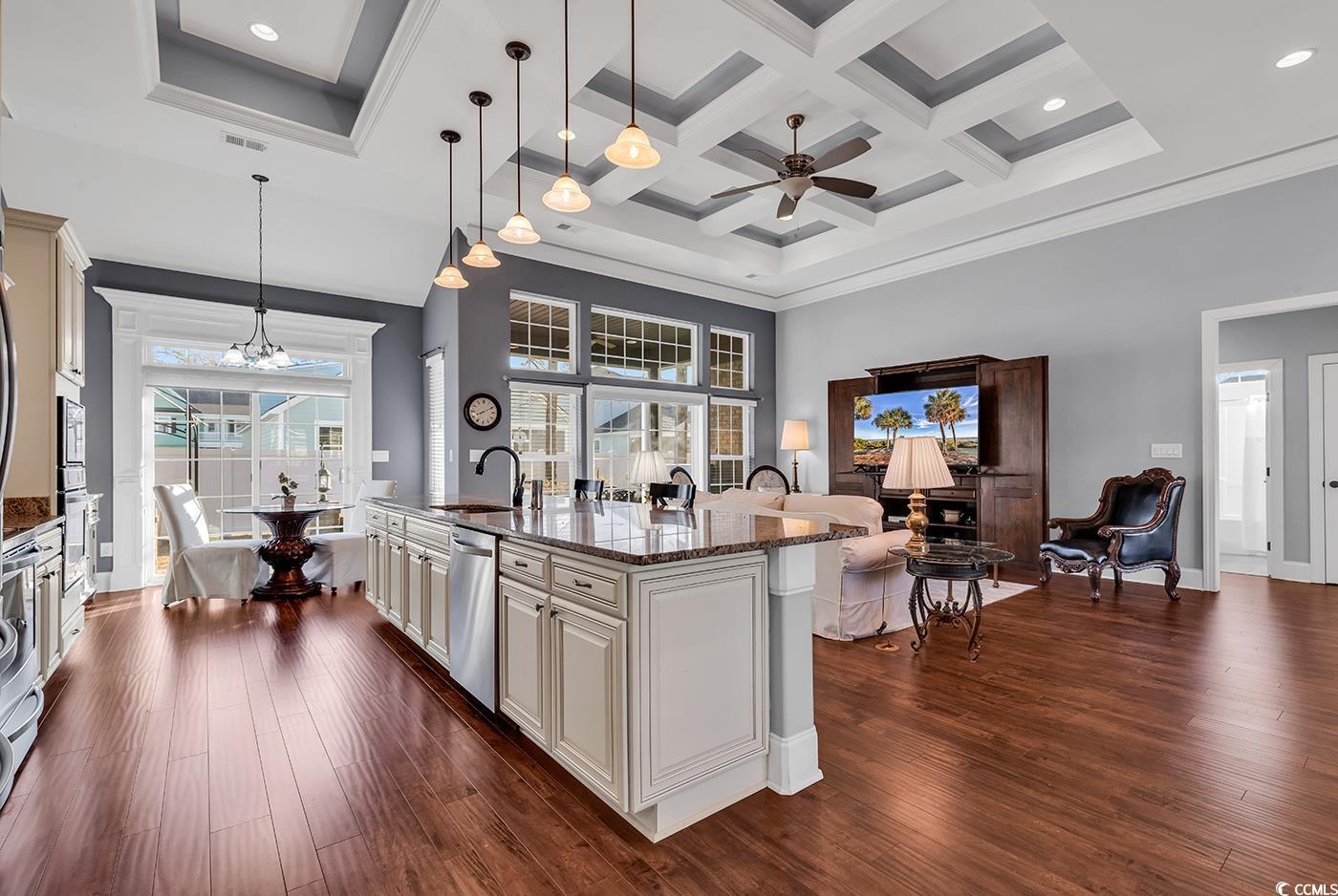 2840 McLeod Ln.