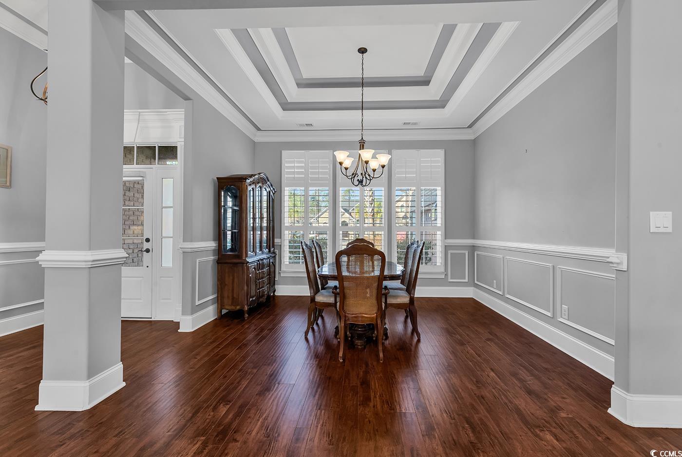 2840 McLeod Ln.