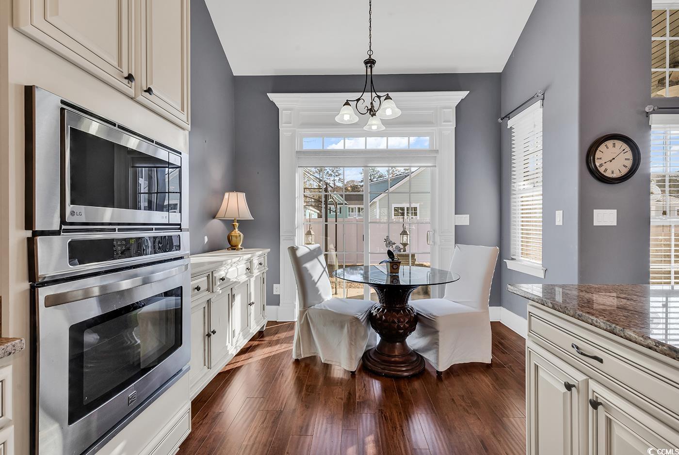 2840 McLeod Ln.