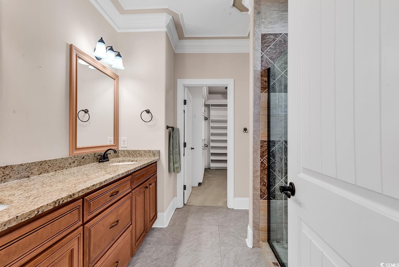 2840 McLeod Ln.