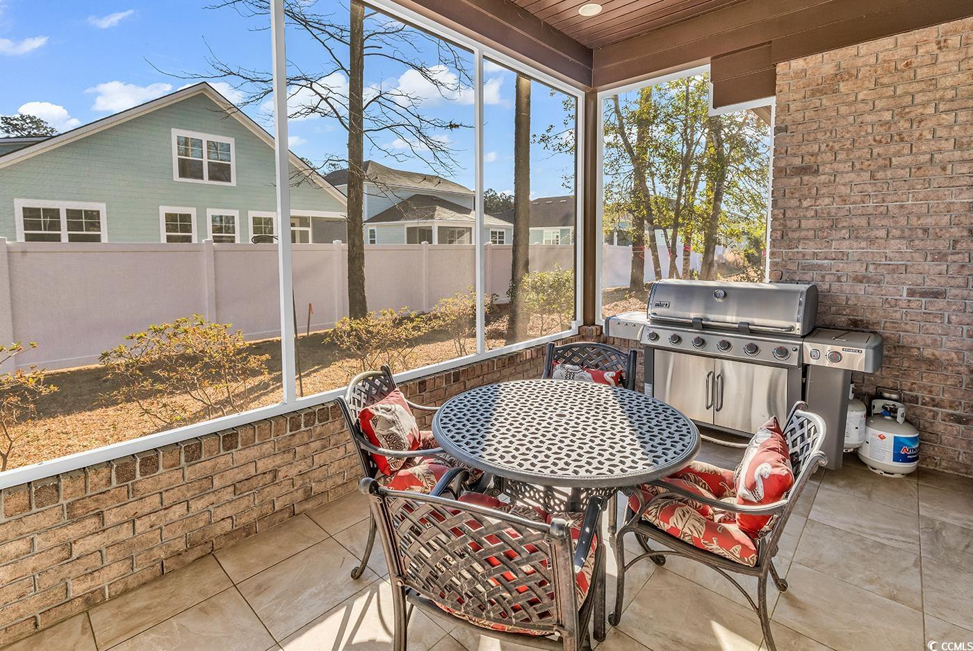 2840 McLeod Ln.