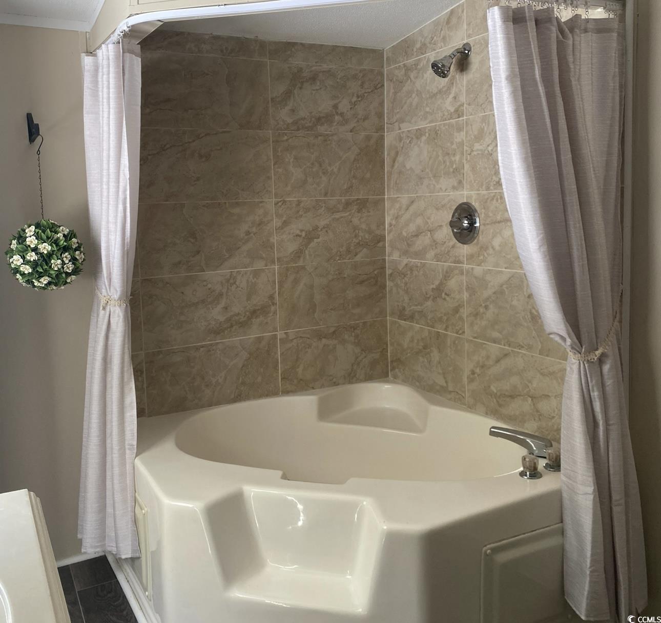 8404 Bloomwood Dr.
