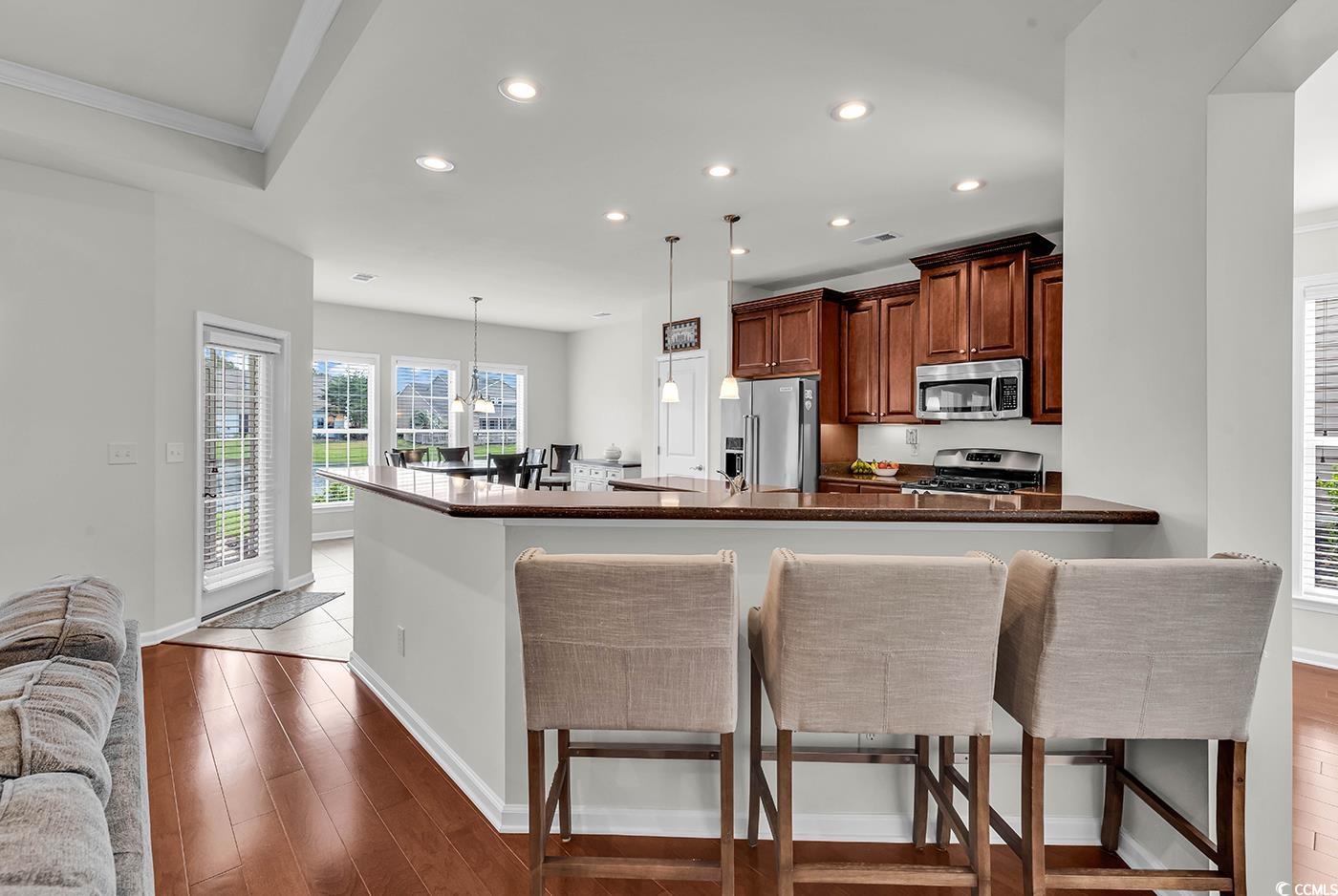 4548 Marshwood Dr.