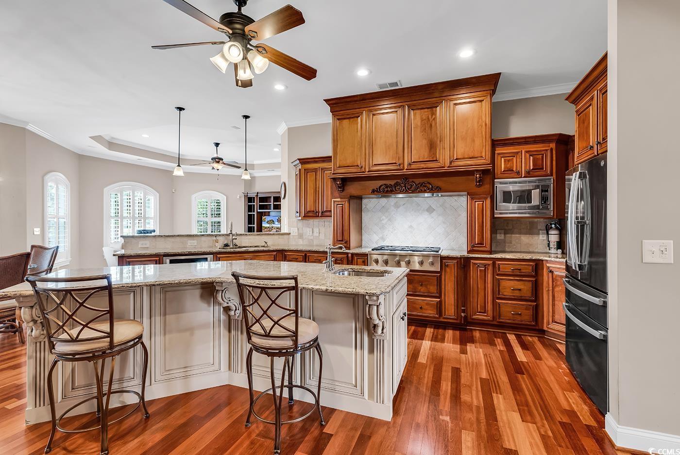 7029 Byrnes Ln.