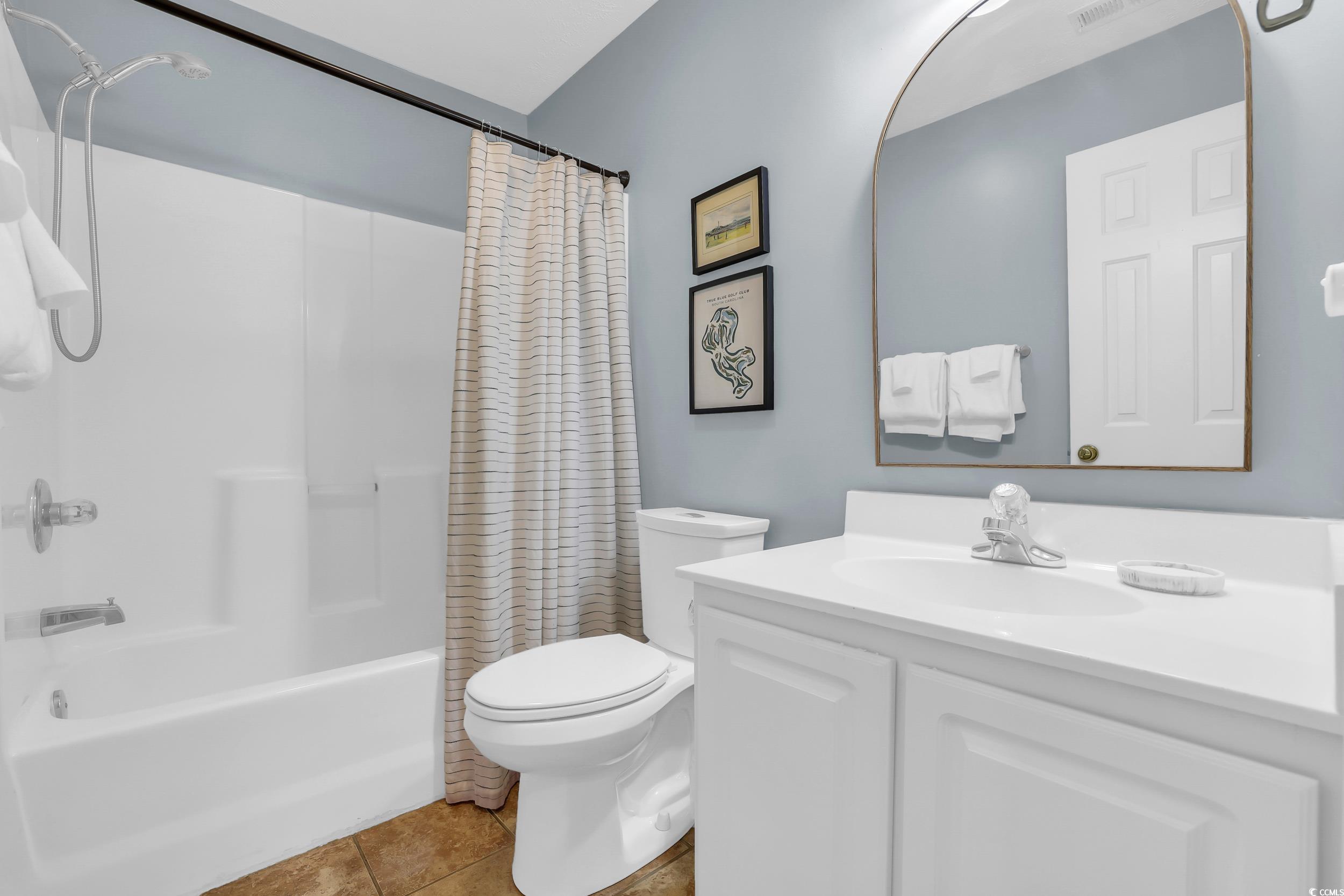 504 Pinehurst Ln. Unit: 18J