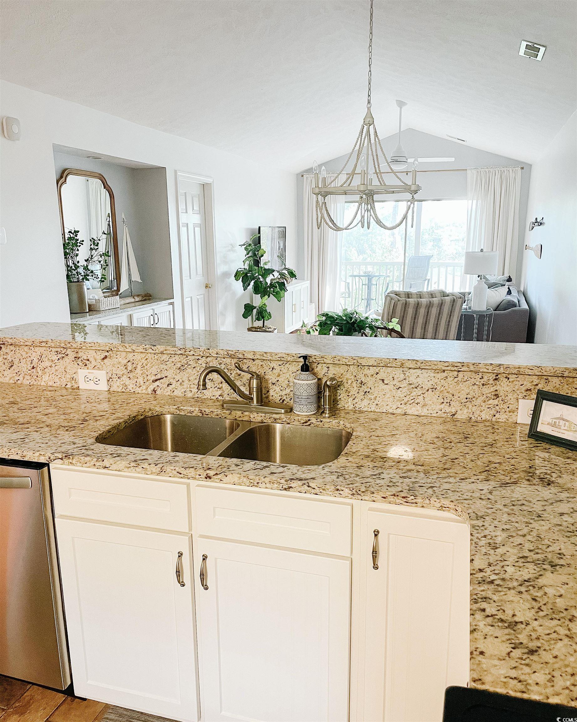 504 Pinehurst Ln. Unit: 18J
