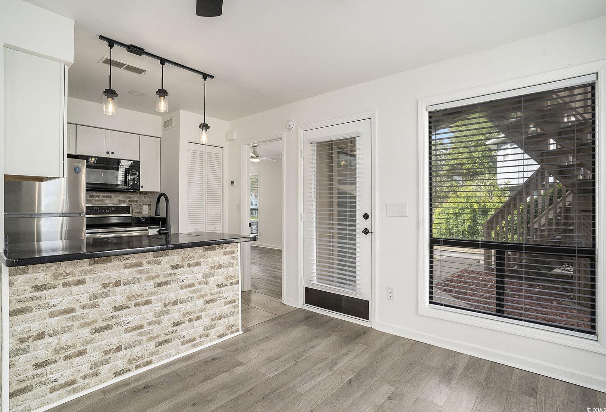 418 Tree Top Ct. Unit: C