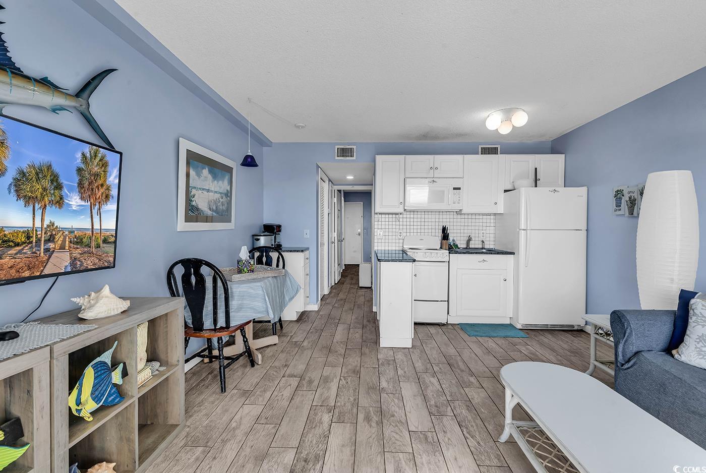 5905 South Kings Hwy. Unit: 432B