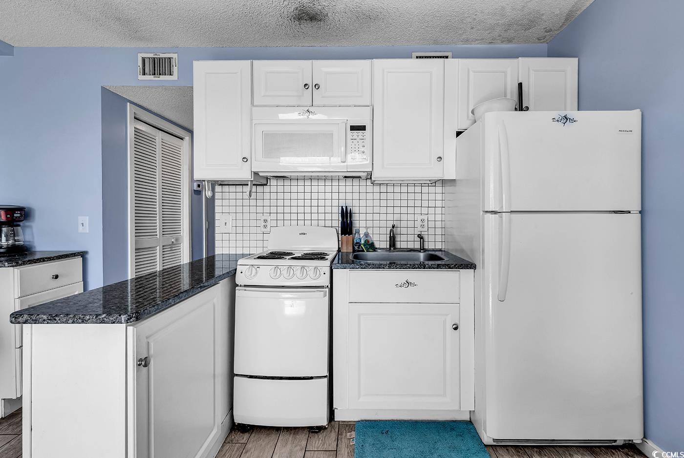 5905 South Kings Hwy. Unit: 432B