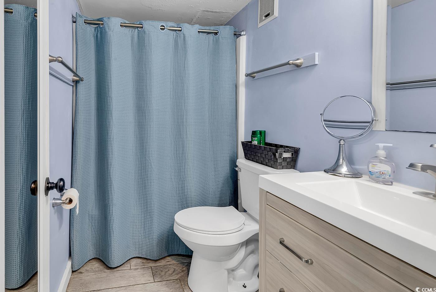 5905 South Kings Hwy. Unit: 432B