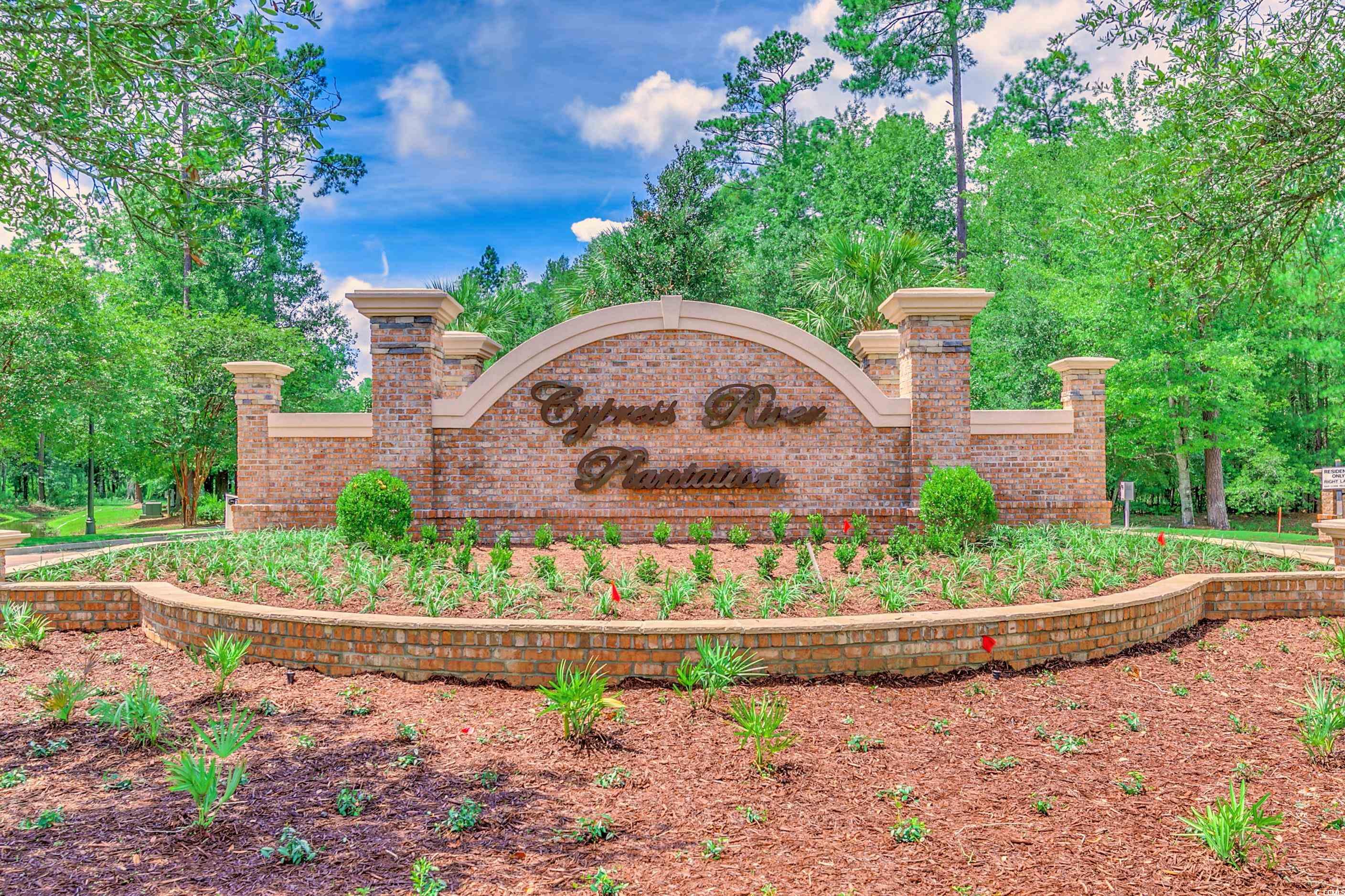 800 Jeter Ln.