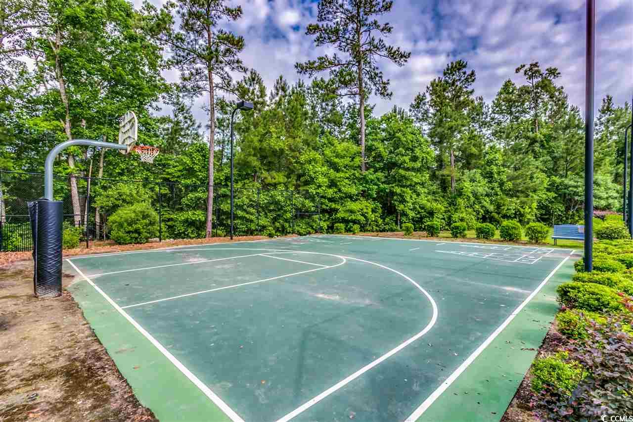 800 Jeter Ln.