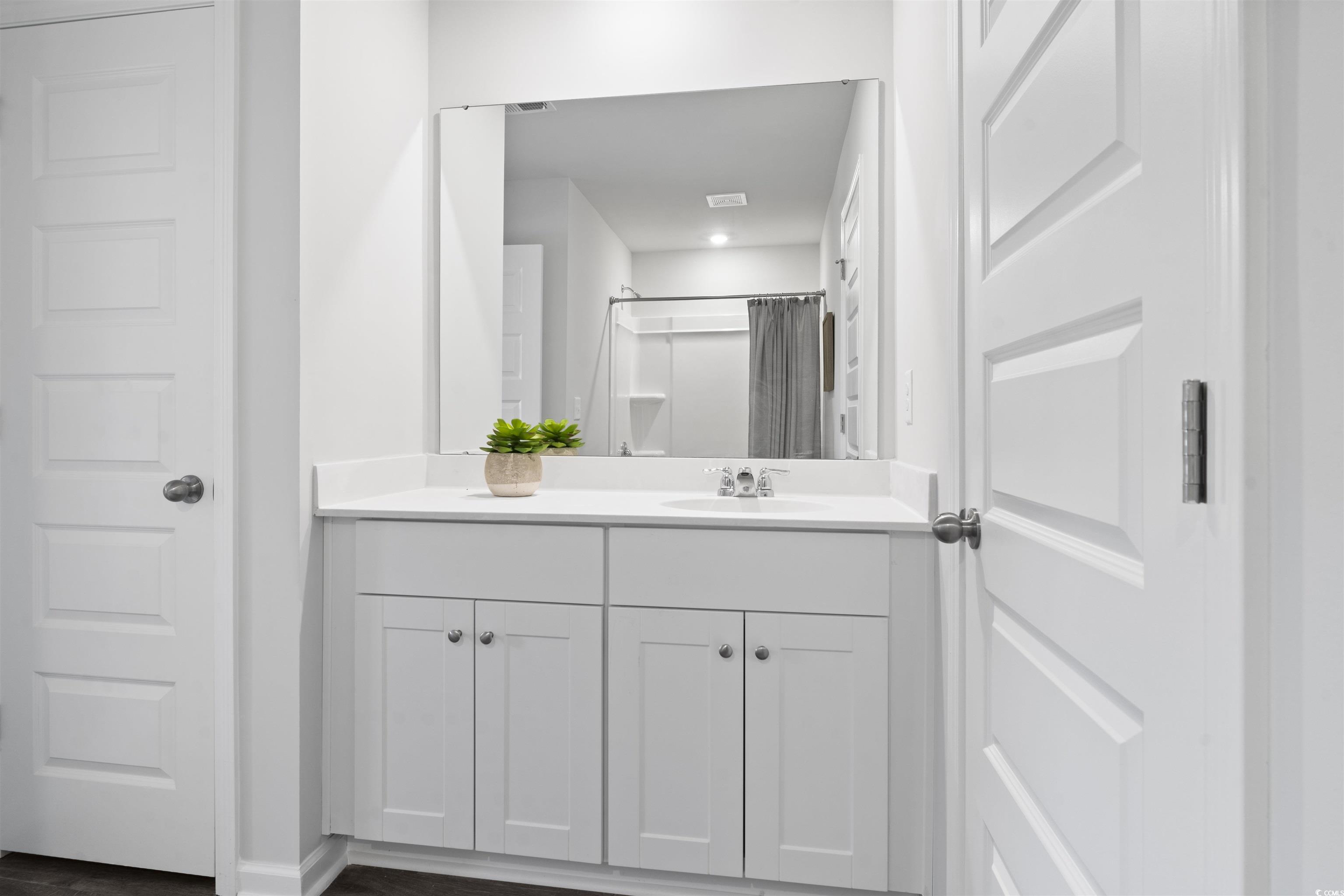 123 Hoffman Park Dr. Unit: 123