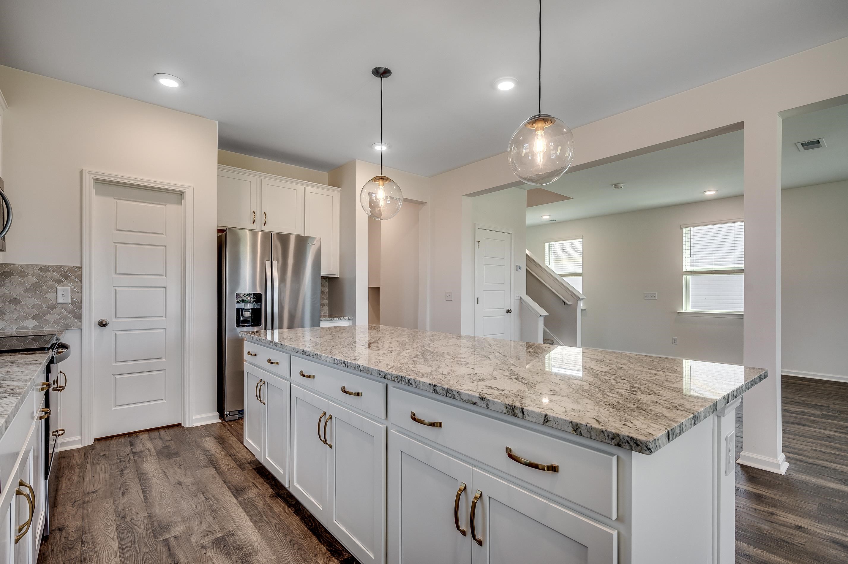 6029 Harness Ct.