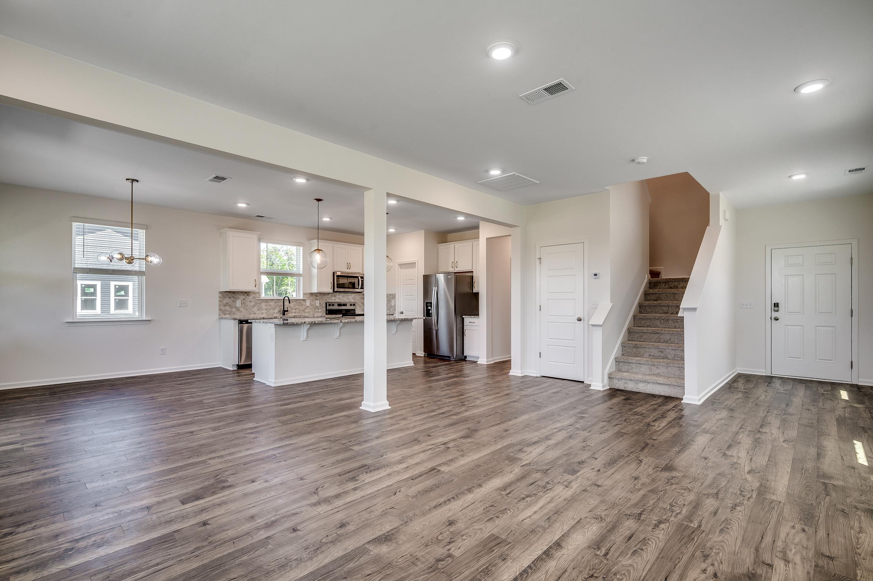 6029 Harness Ct.