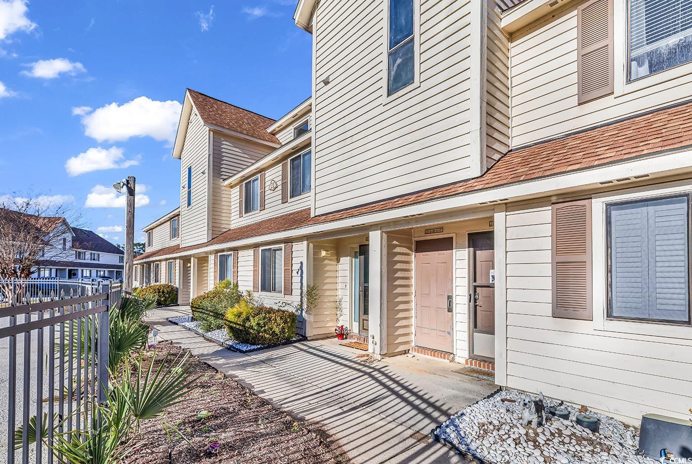 510 Fairwood Lakes Dr. Unit: 21-P