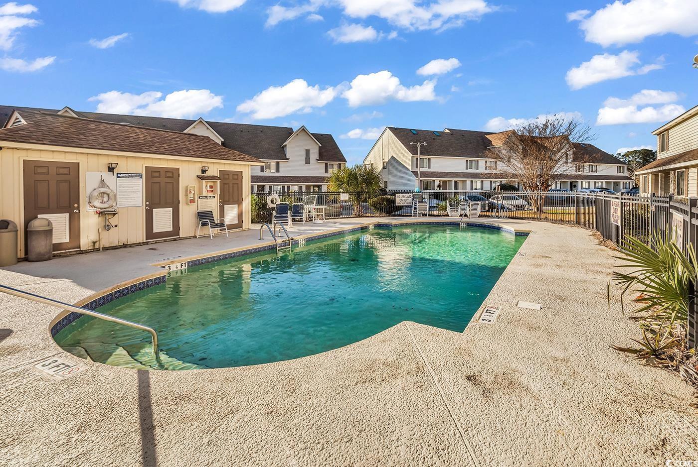 510 Fairwood Lakes Dr. Unit: 21-P