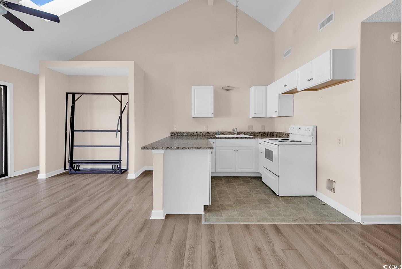 510 Fairwood Lakes Dr. Unit: 21-P