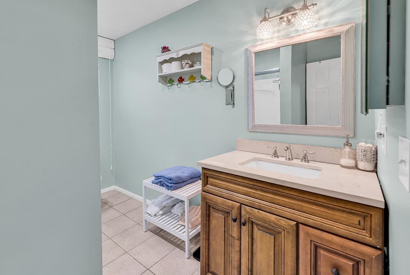 724 Juniper Dr. Unit: B