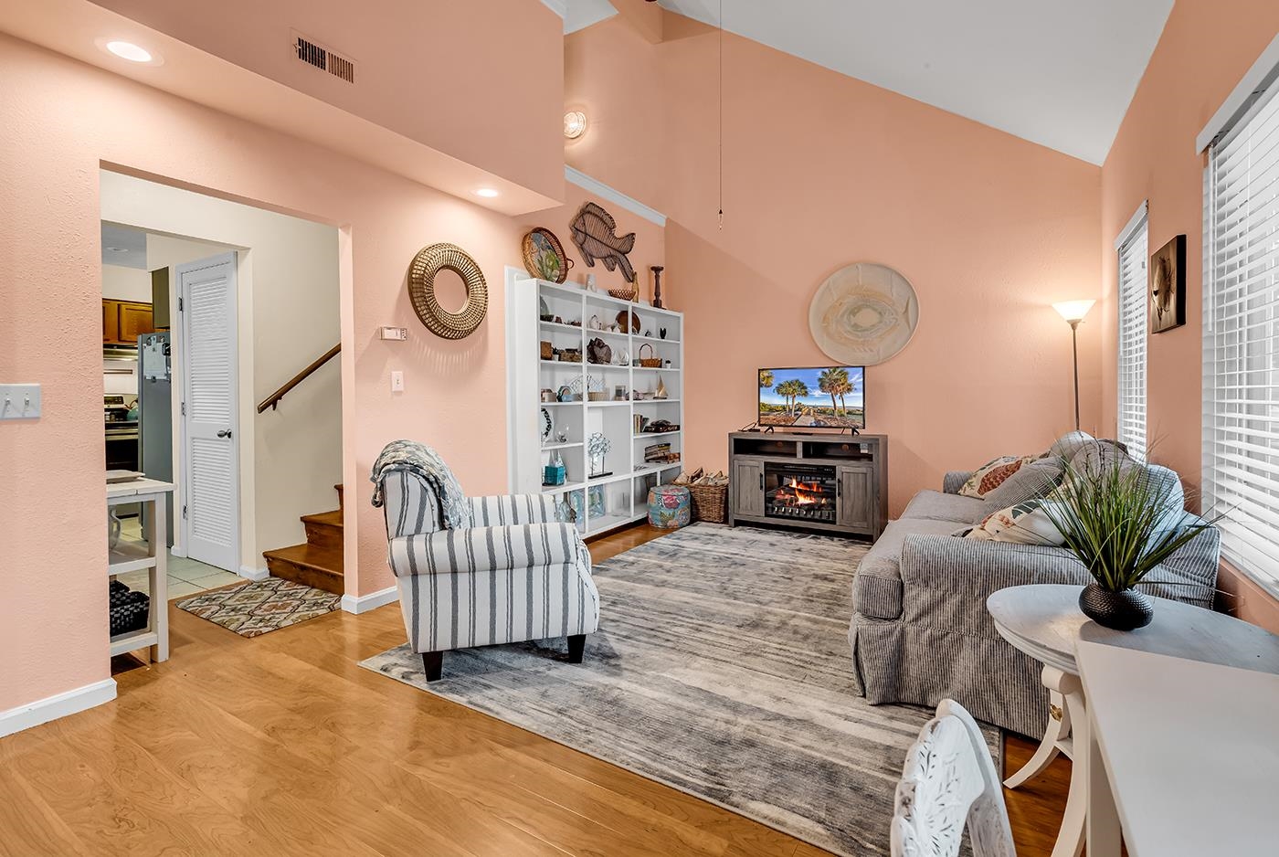 724 Juniper Dr. Unit: B