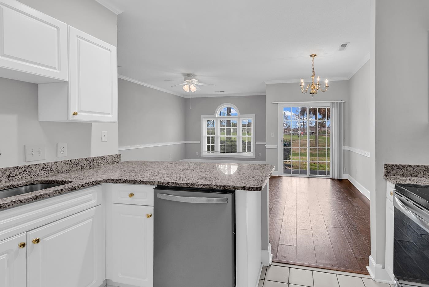 705 Riverwalk Dr. Unit: 102