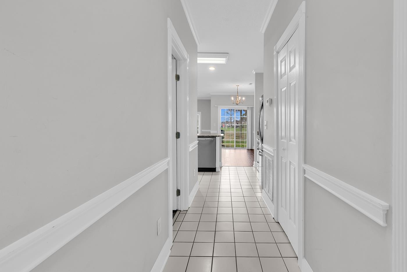 705 Riverwalk Dr. Unit: 102