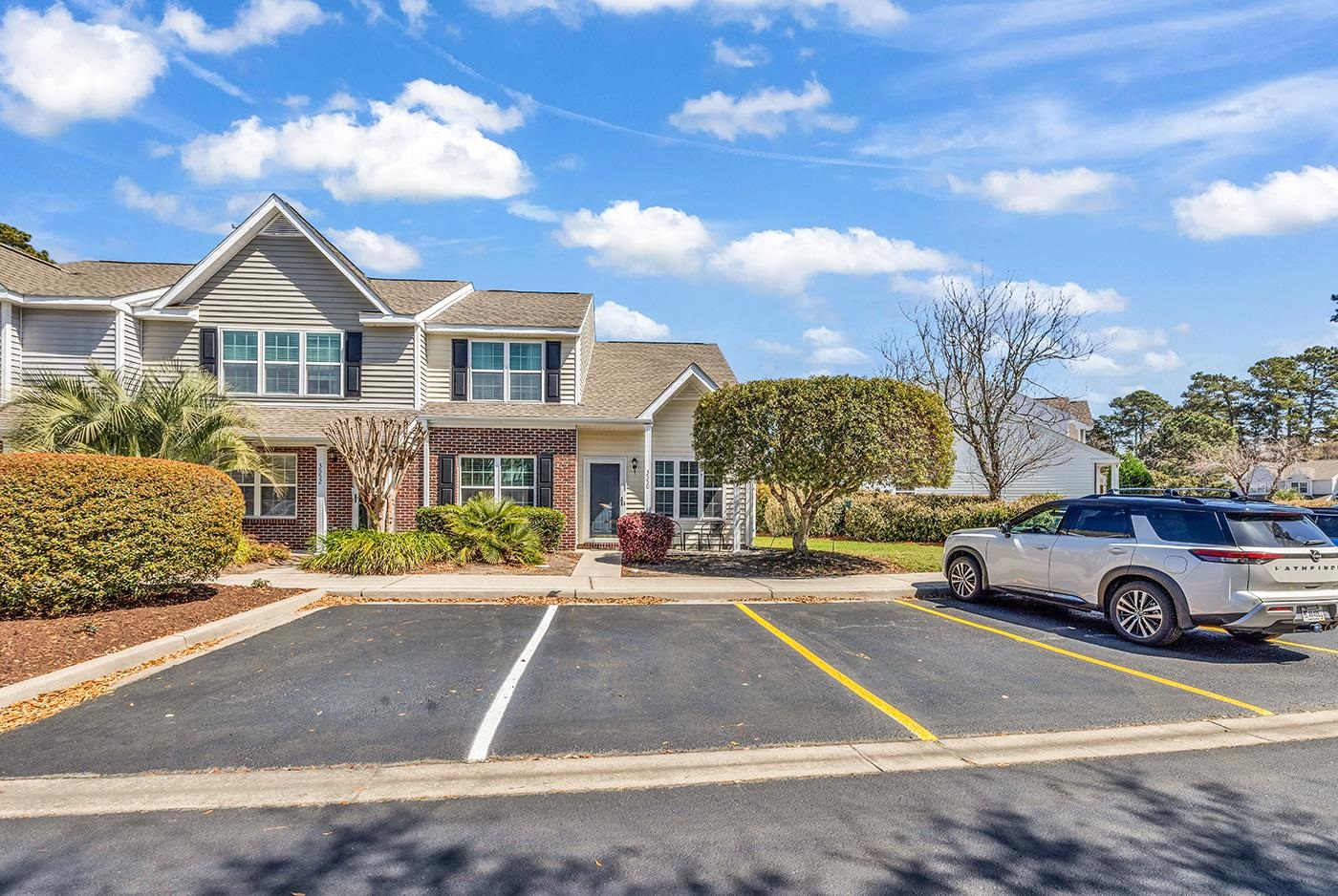 3550 Chestnut Dr. Unit: 3550