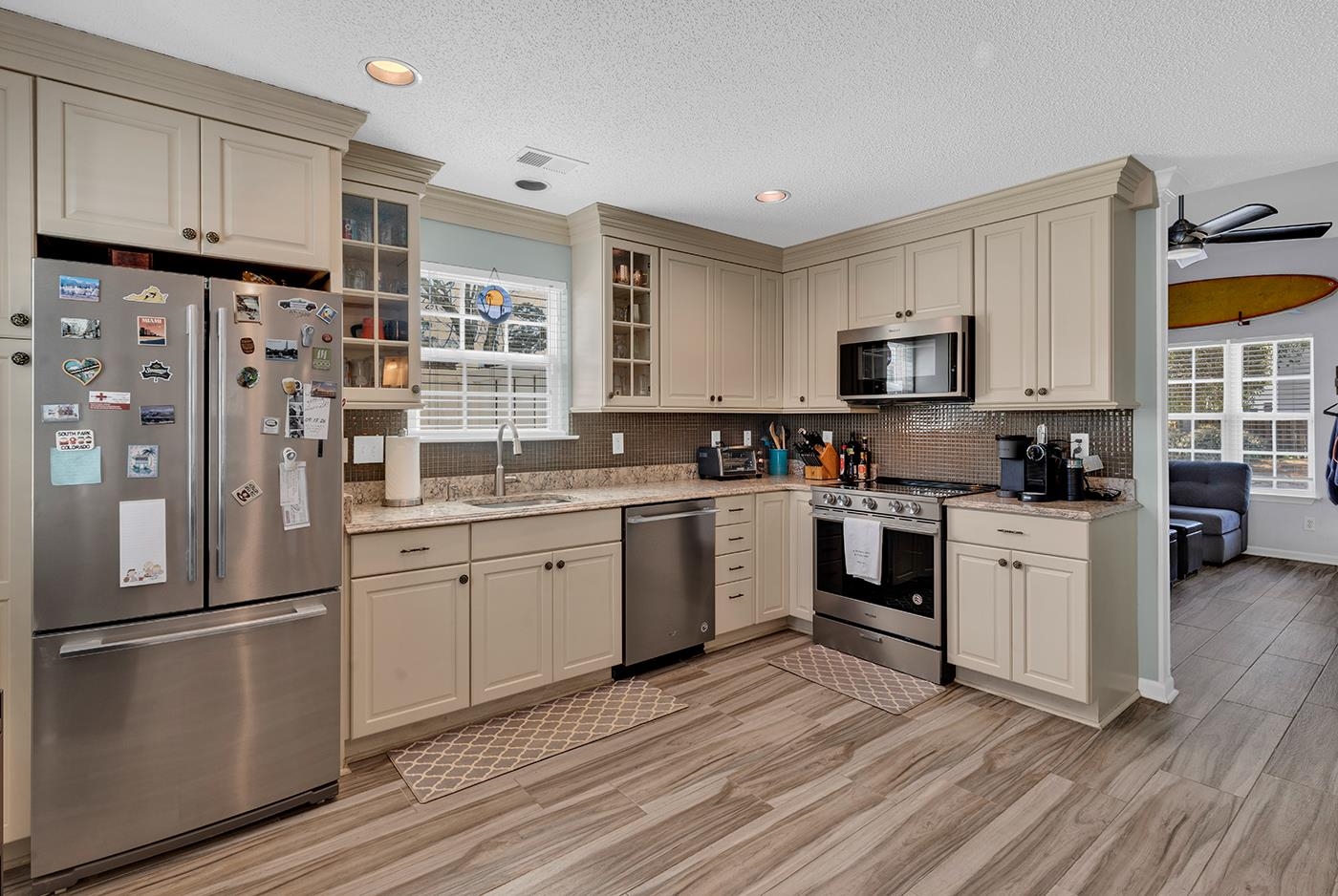 3550 Chestnut Dr. Unit: 3550