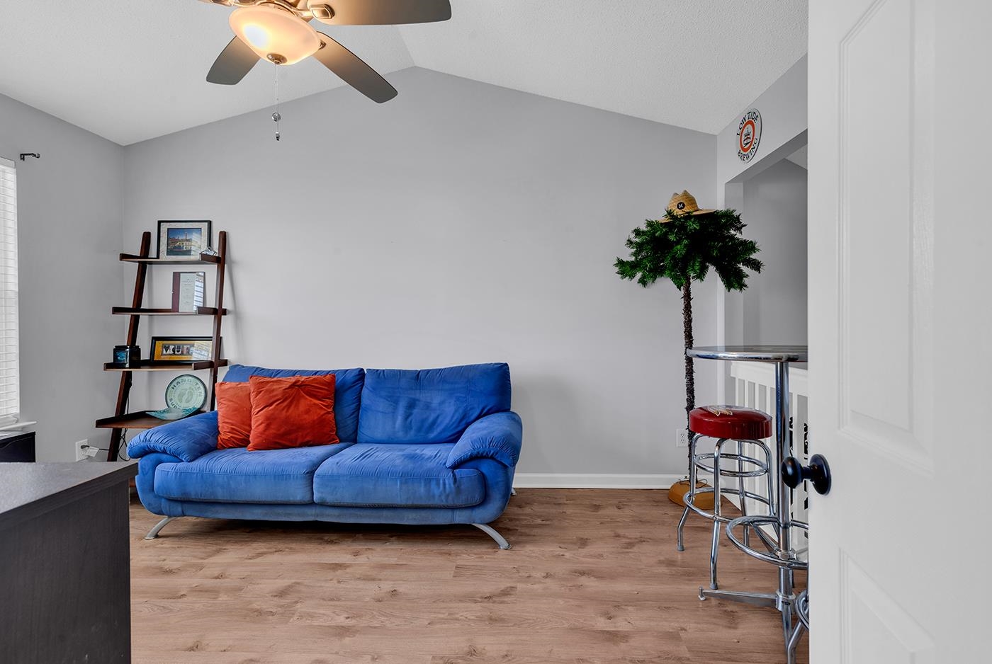 3550 Chestnut Dr. Unit: 3550
