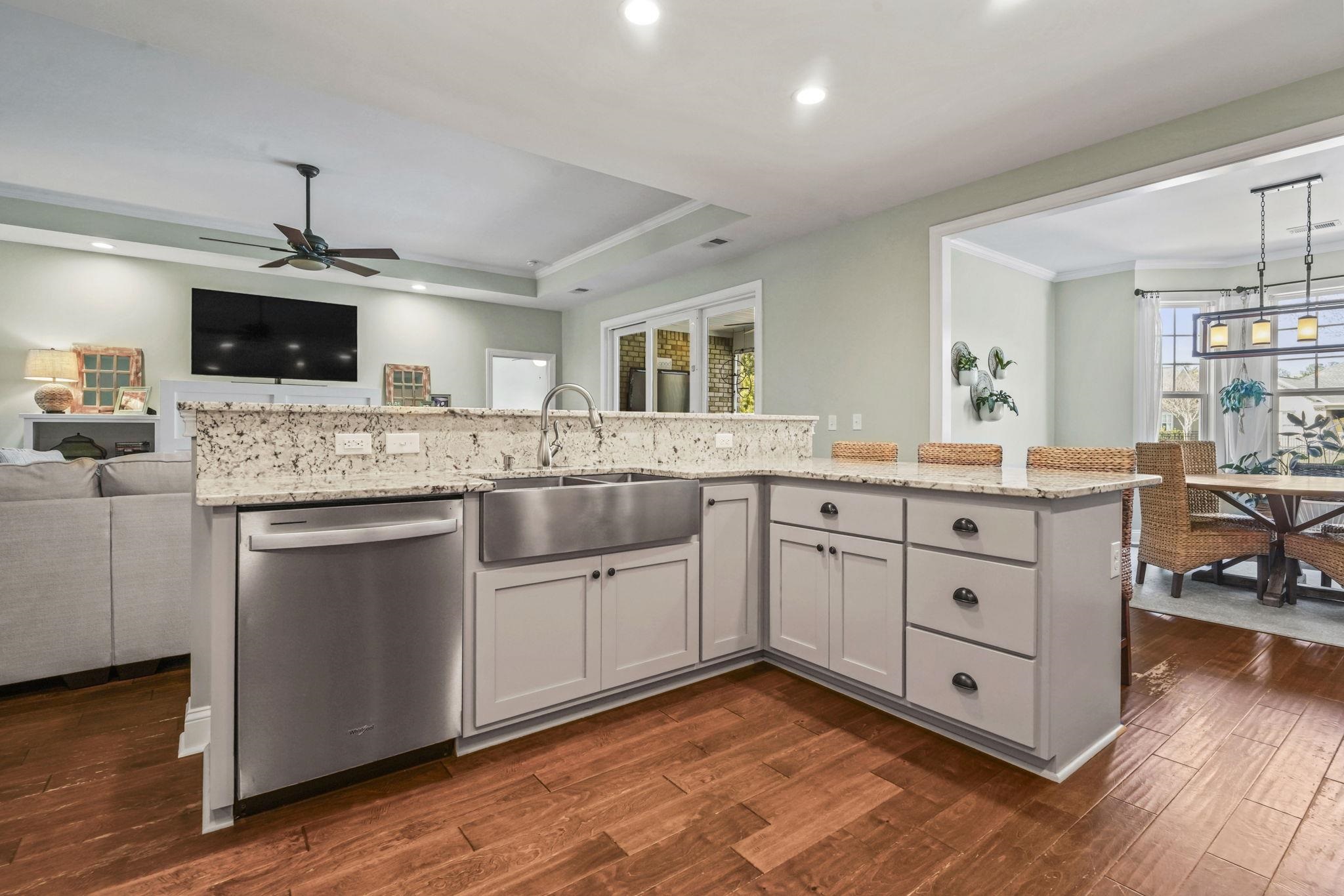555 Linton Park Rd.