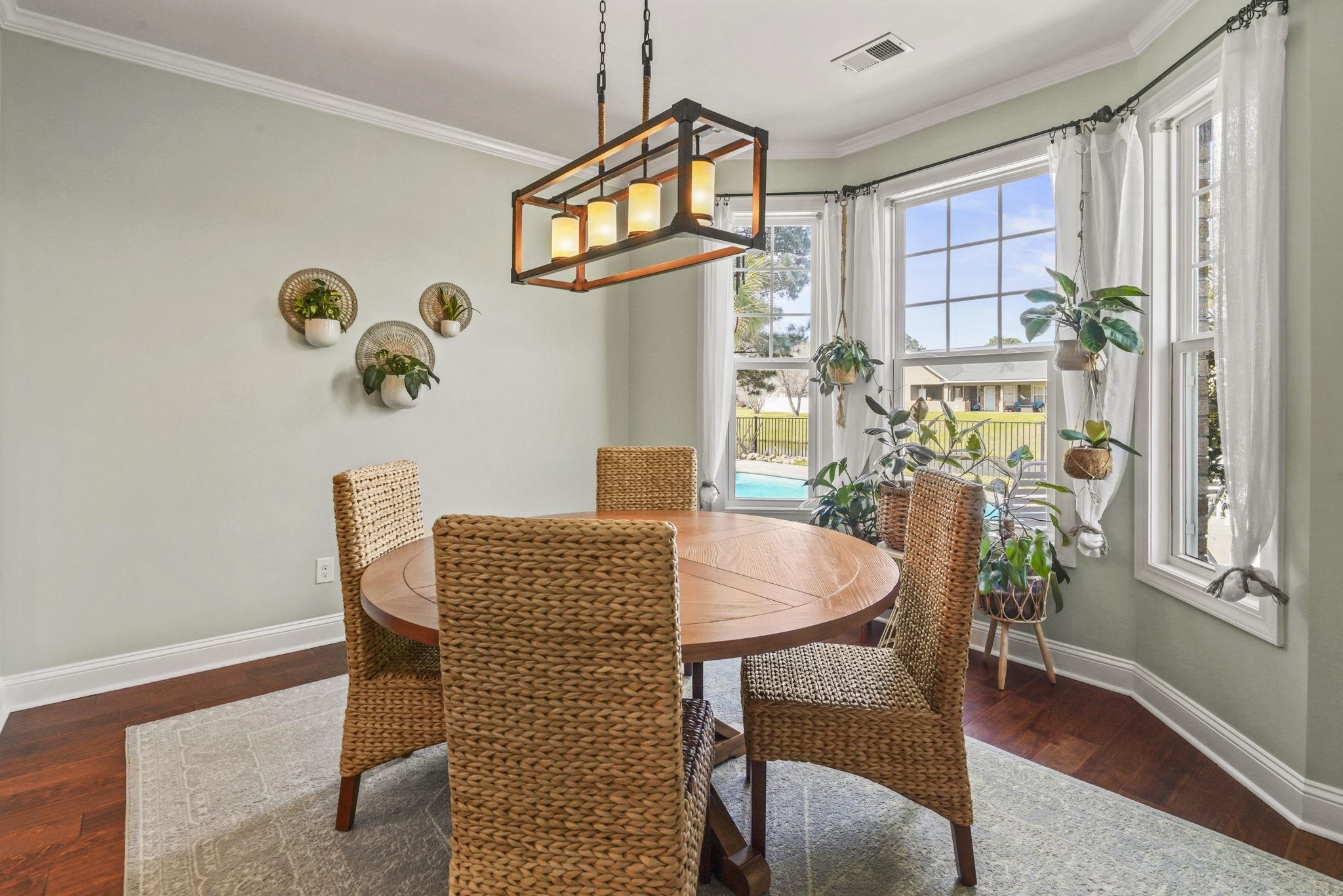 555 Linton Park Rd.