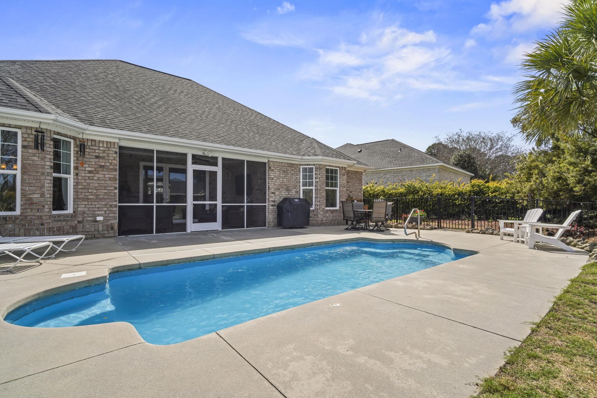555 Linton Park Rd.