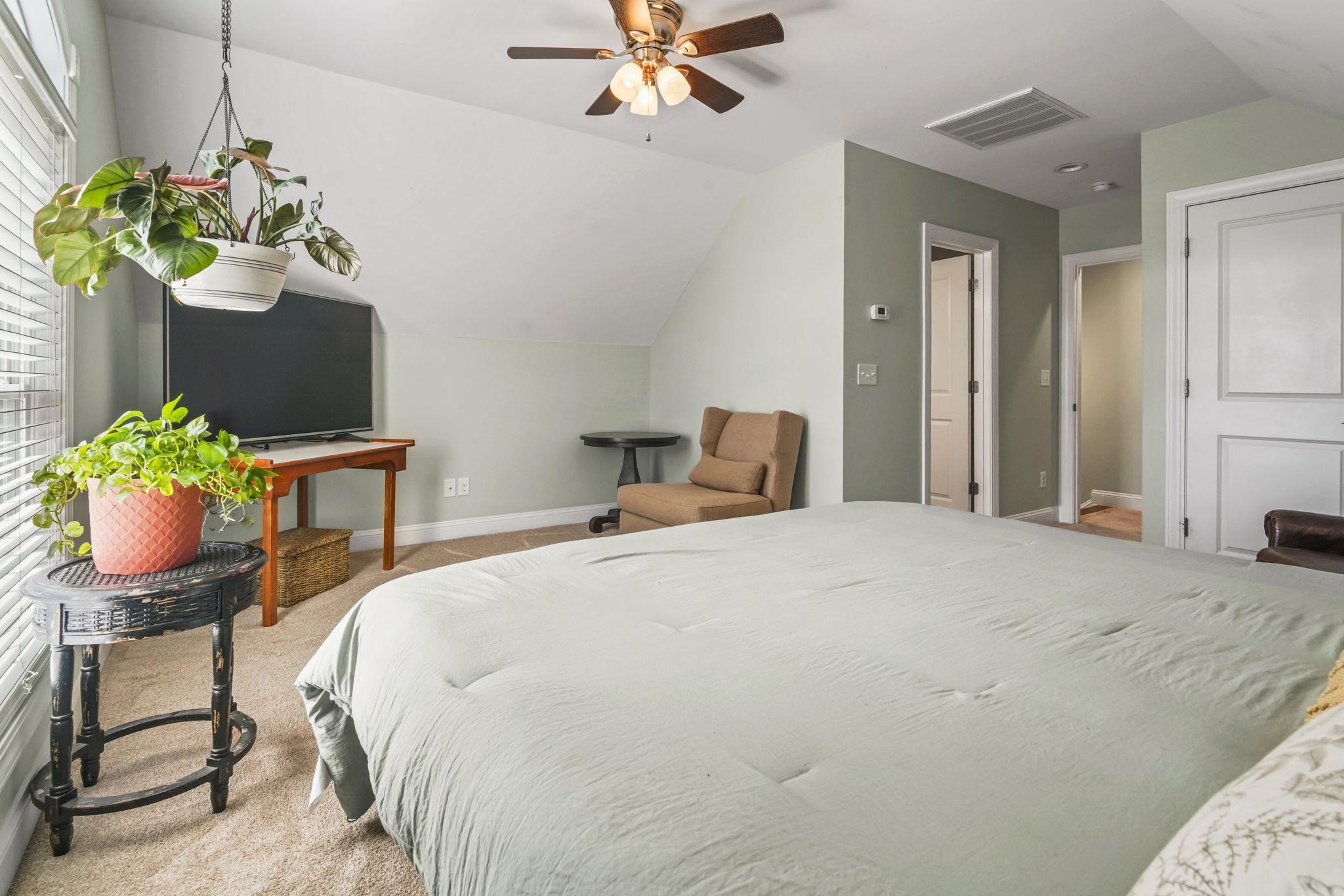 555 Linton Park Rd.