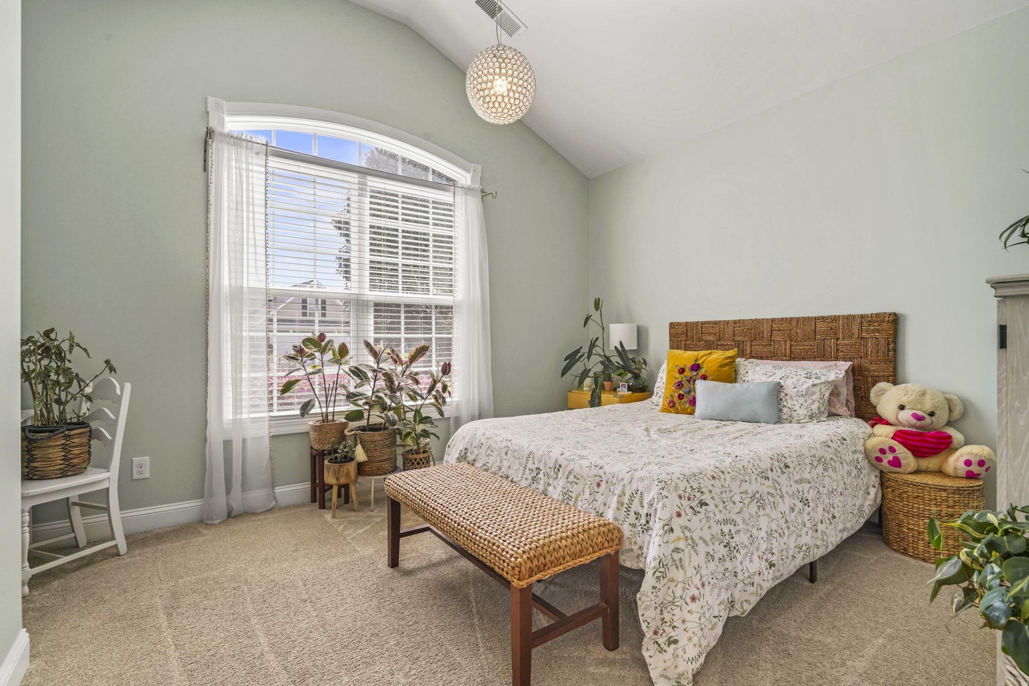 555 Linton Park Rd.