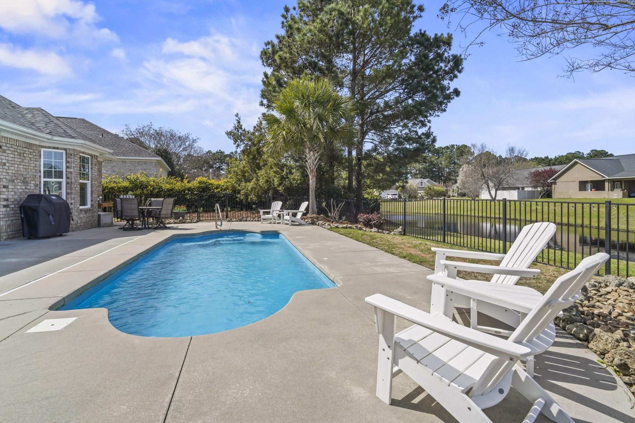 555 Linton Park Rd.