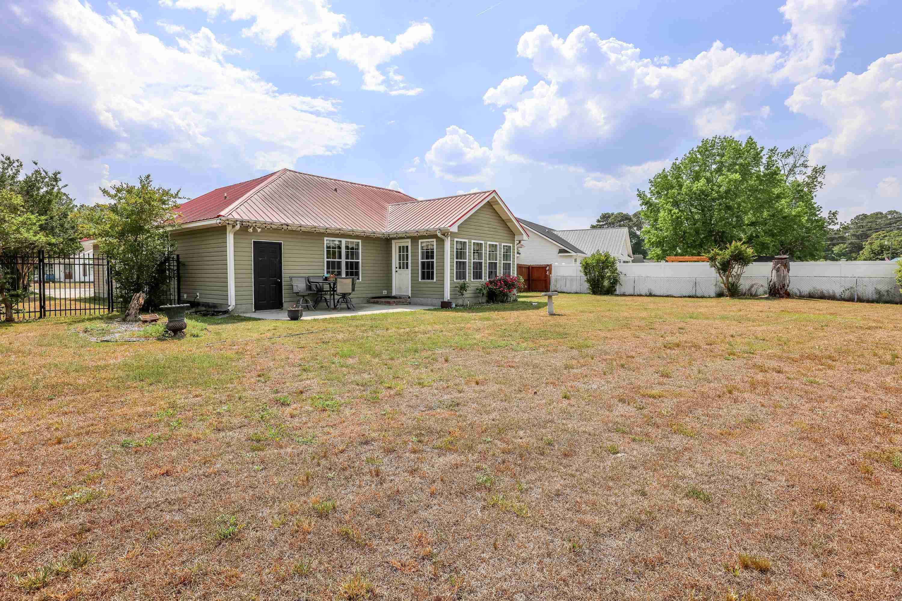 893 Castlewood Dr.