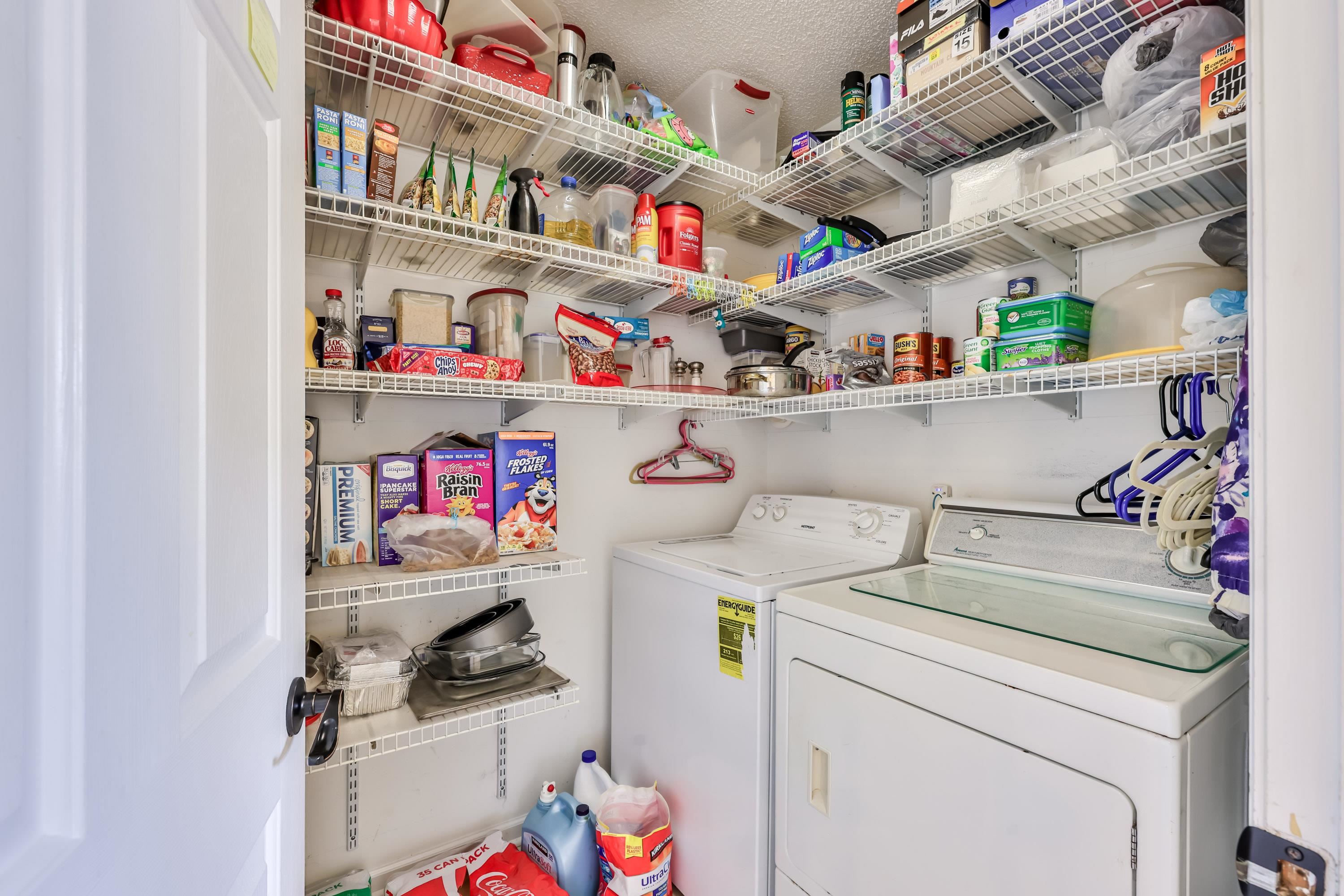 893 Castlewood Dr.