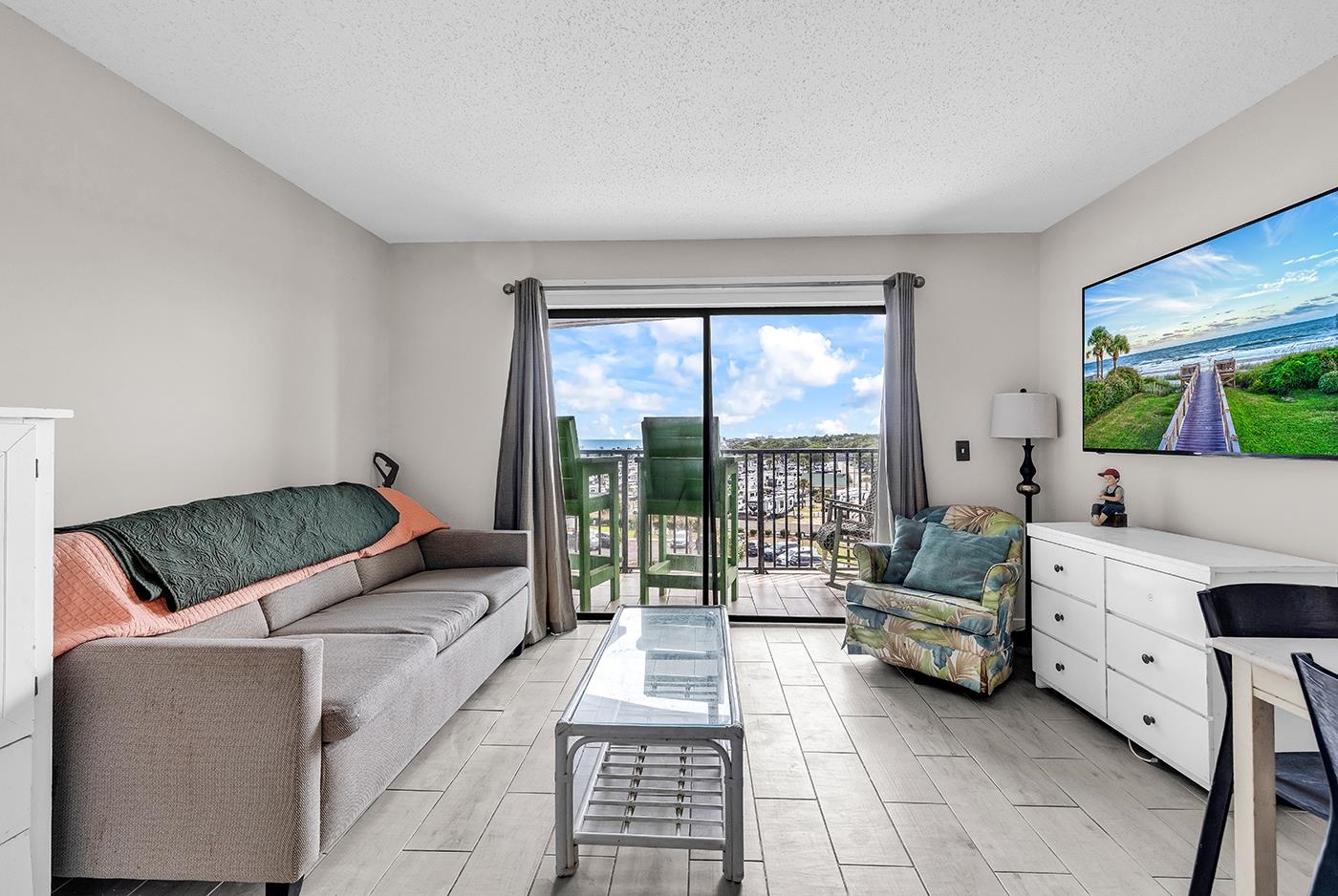 5905 South Kings Hwy. Unit: 532B