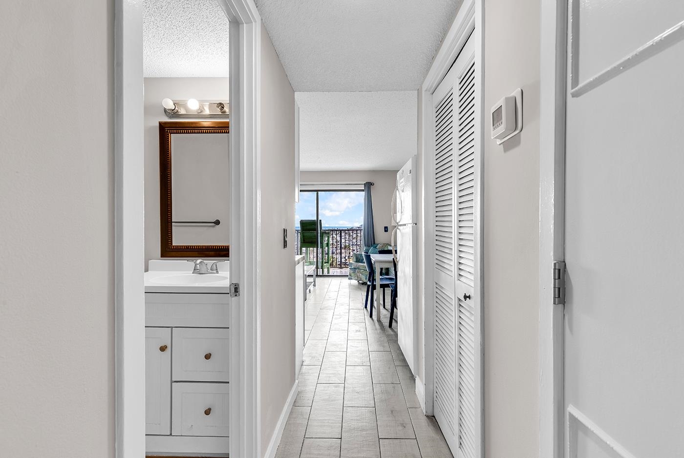 5905 South Kings Hwy. Unit: 532B