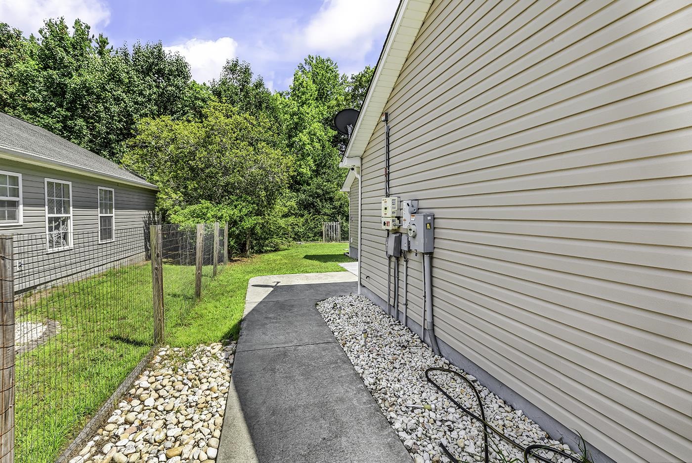 458 Sean River Rd.