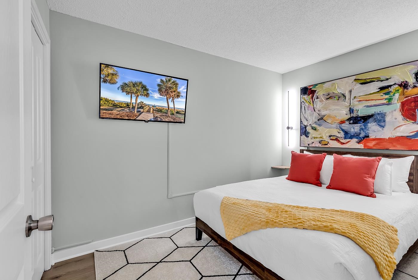5905 South Kings Hwy. Unit: 235