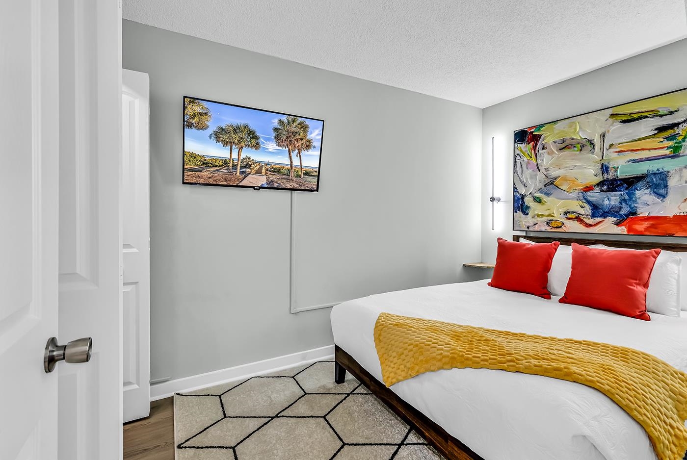 5905 South Kings Hwy. Unit: 235